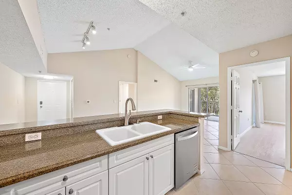 Tequesta, FL 33469,278 Village BLVD 8306