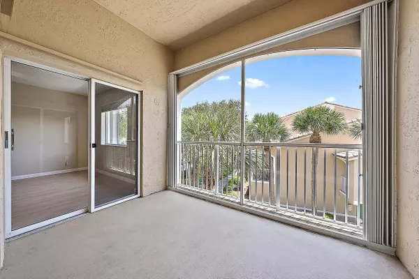 Tequesta, FL 33469,278 Village BLVD 8306
