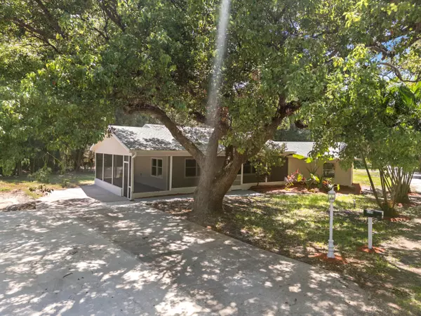 Vero Beach, FL 32968,2735 6th ST