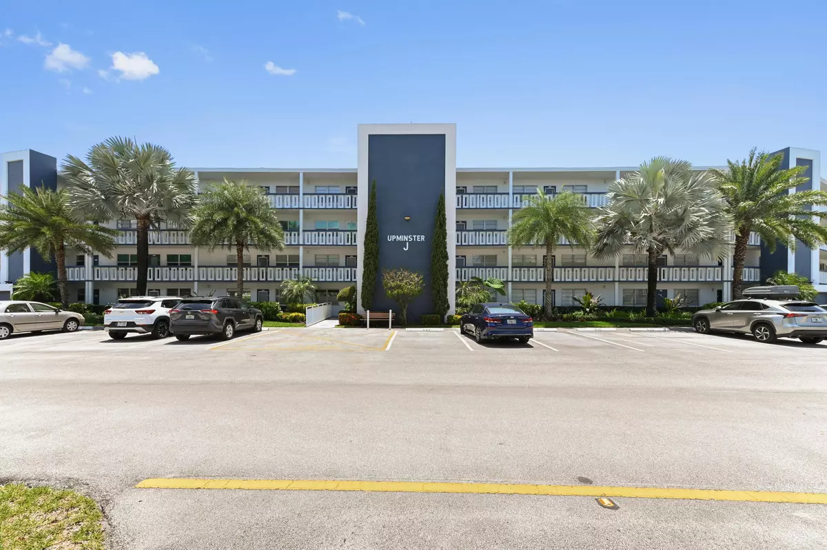 Deerfield Beach, FL 33442,4011 Upminster J