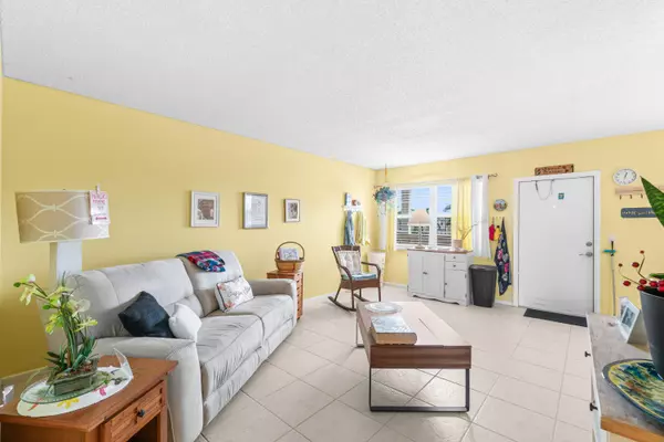 Boca Raton, FL 33434,4070 Guildford D D