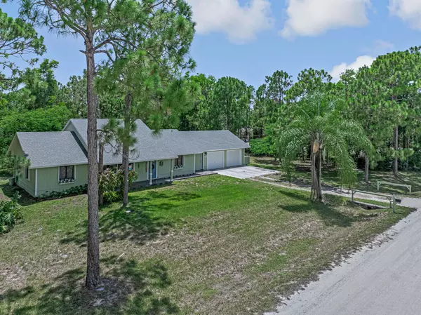 Loxahatchee, FL 33470,17956 N 46th CT