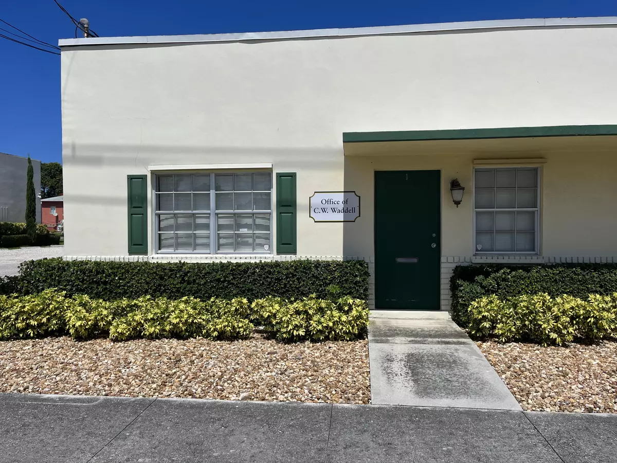 West Palm Beach, FL 33405,6000 Georgia AVE 1