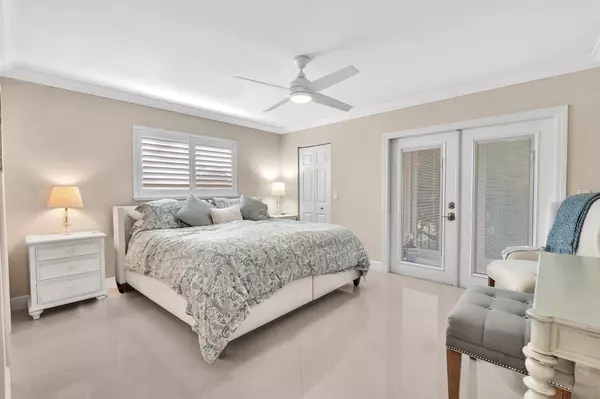 Delray Beach, FL 33446,7286 Huntington LN 301