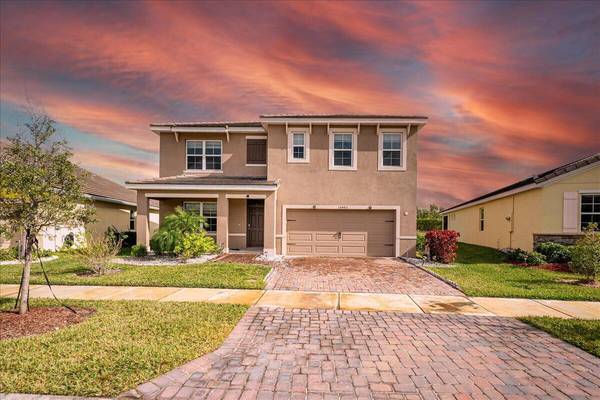 10493 SW Toren WAY, Port Saint Lucie, FL 34983