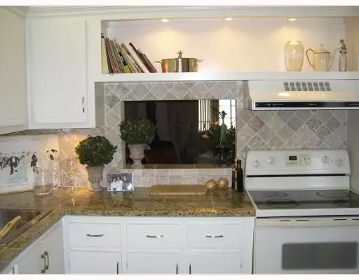 2901 Fiore WAY 103, Delray Beach, FL 33445