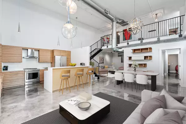 Delray Beach, FL 33483,185 NE 4th AVE 317