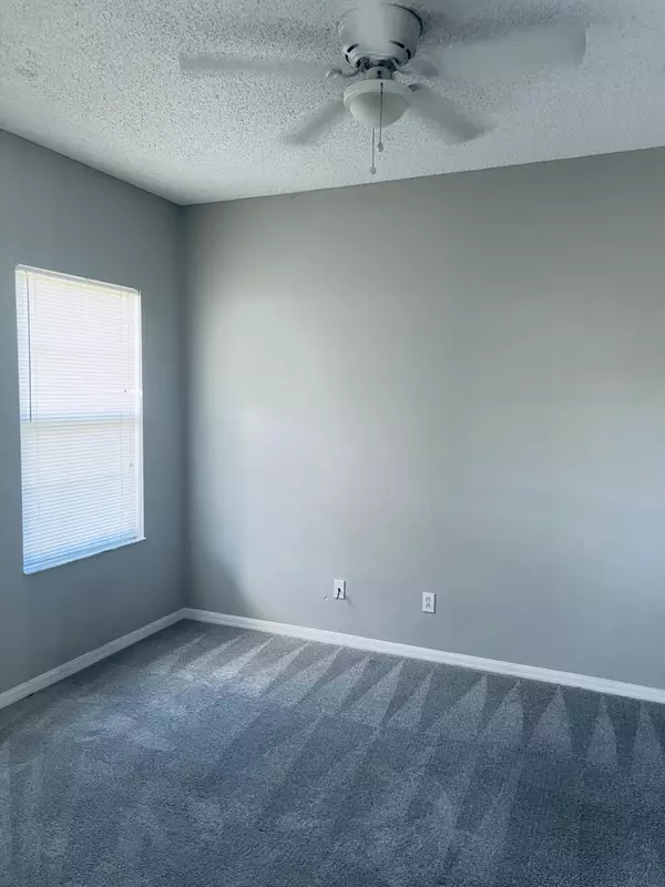 Port Saint Lucie, FL 34984,256 SW Essex DR