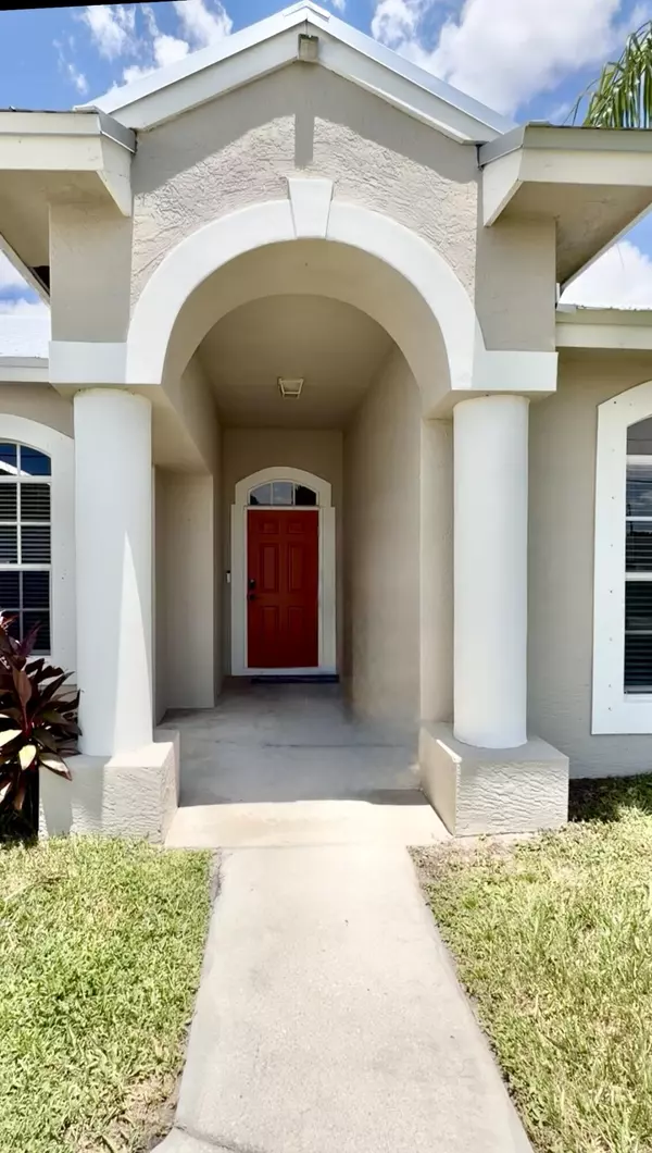 Port Saint Lucie, FL 34953,1561 SW Gadsan AVE