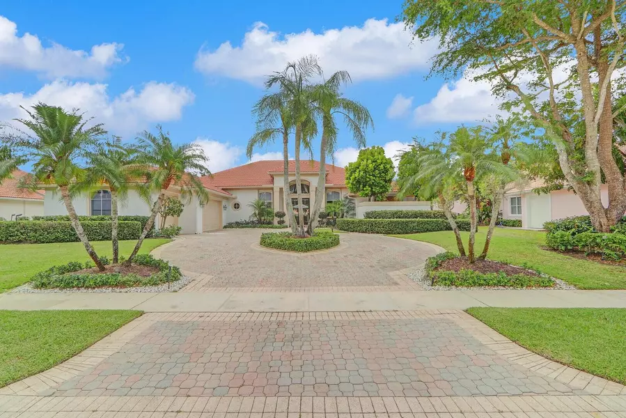 10802 Egret Pointe LN, West Palm Beach, FL 33412