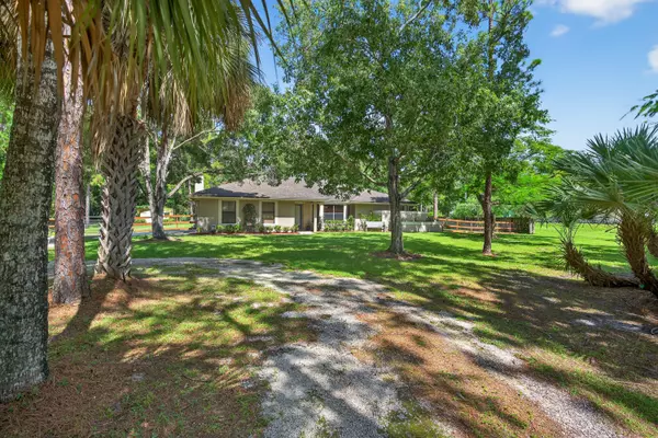 Jupiter, FL 33478,17368 N 121 TER