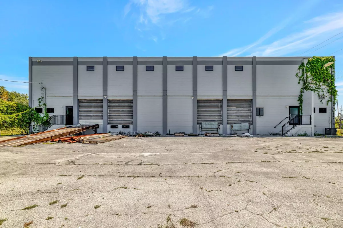 Fort Pierce, FL 34982,3490 Oleander AVE