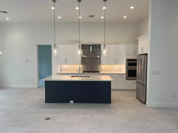 Port Saint Lucie, FL 34984,219 SE Calmo CIR