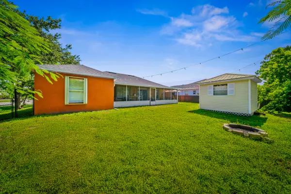Port Saint Lucie, FL 34984,201 SW Chapman
