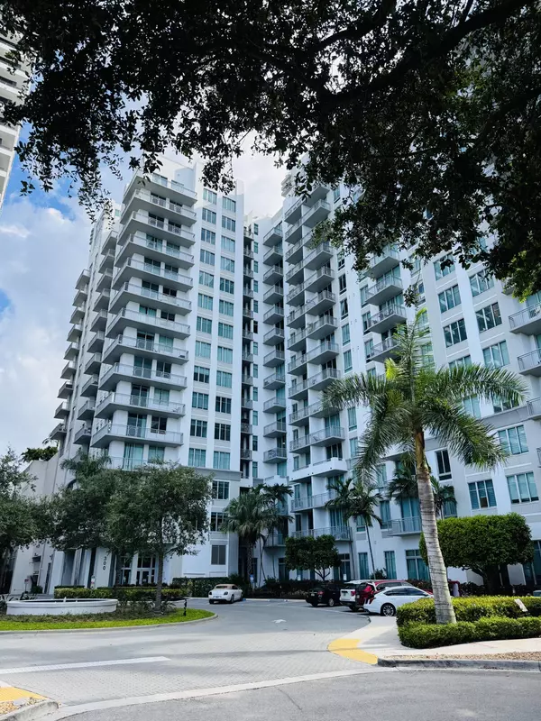 West Palm Beach, FL 33401,300 S Australian AVE 702