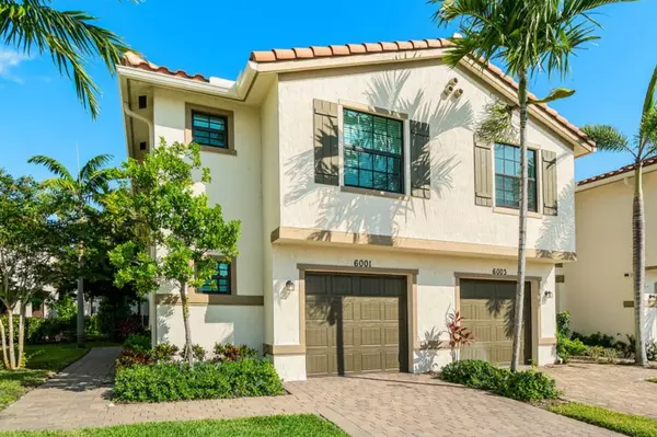 6001 Woods Edge CIR, Riviera Beach, FL 33410