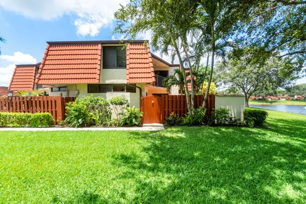West Palm Beach, FL 33406,3765 Victoria DR