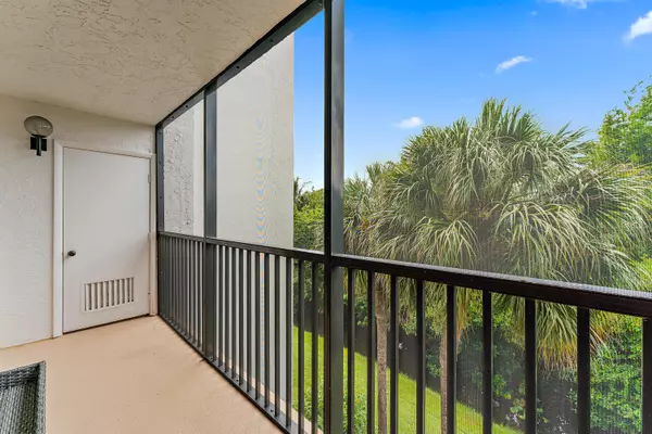 Jupiter, FL 33477,1605 S Us Highway 1 F305