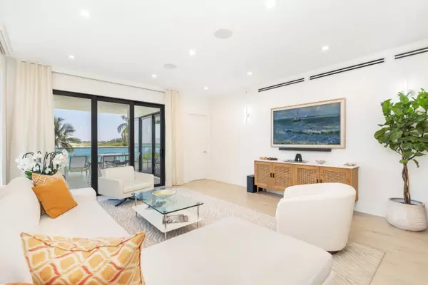 Palm Beach Shores, FL 33404,150 Inlet WAY 1 E