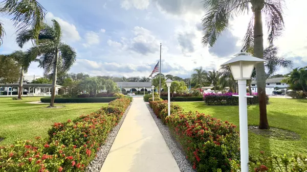 Tequesta, FL 33469,3 Garden ST 105k