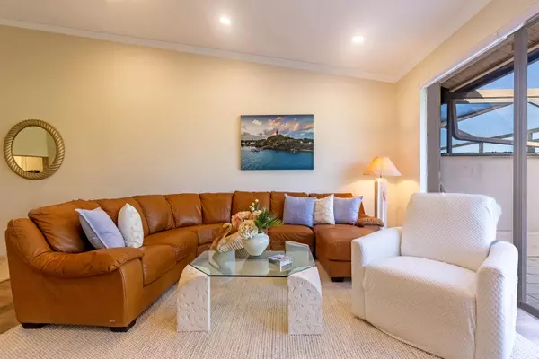 Palm Beach Gardens, FL 33418,533 Prestwick CIR