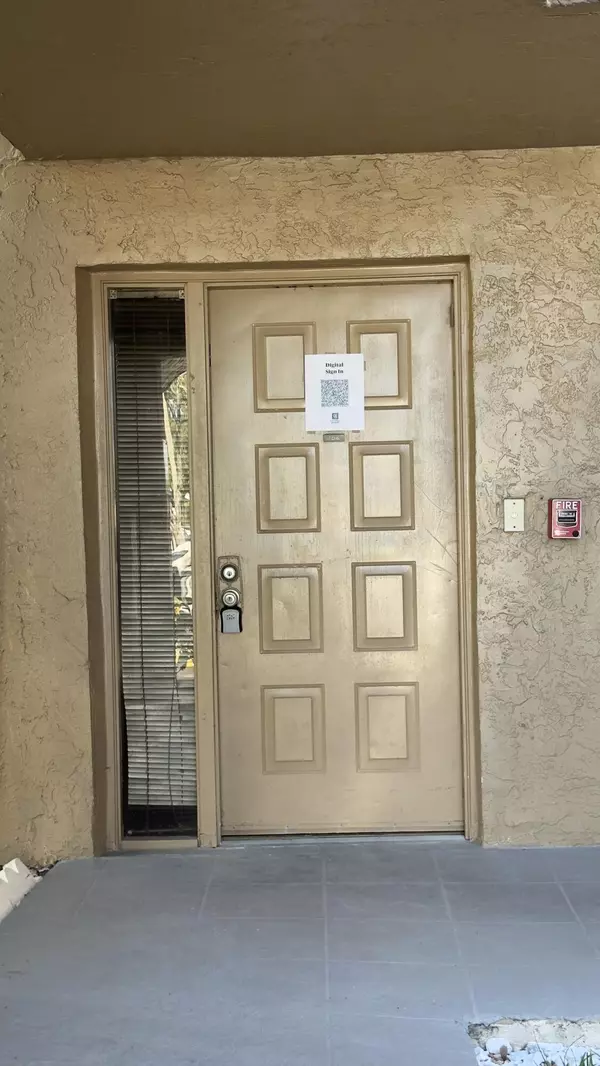 8030 Hampton BLVD 106, North Lauderdale, FL 33068