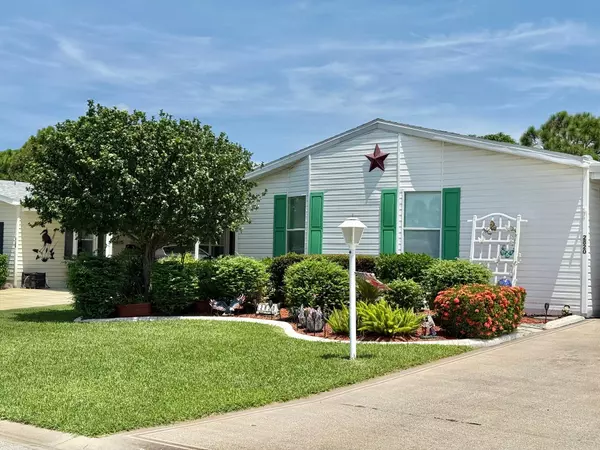 Port Saint Lucie, FL 34952,2820 Eagles Nest WAY