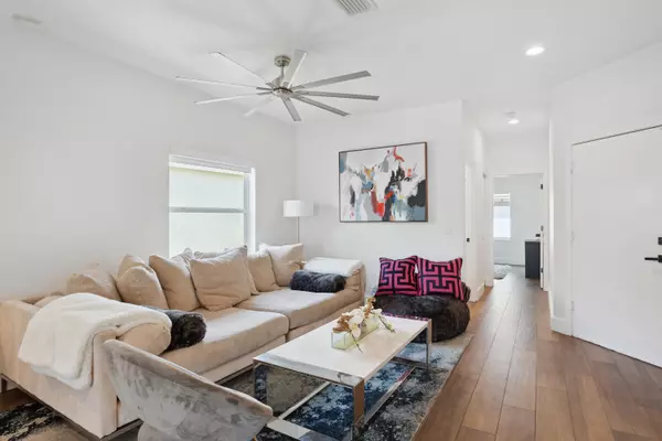 Boca Raton, FL 33487,7110 NW Turtle WALK