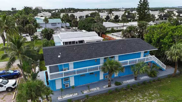 Fort Pierce, FL 34949,1115 S Ocean DR 3