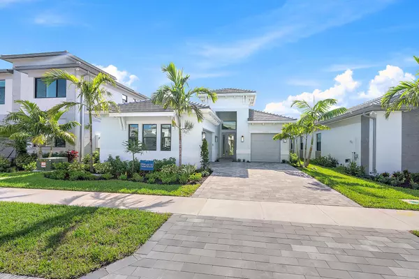 10036 Heron Flock DR, Palm Beach Gardens, FL 33412