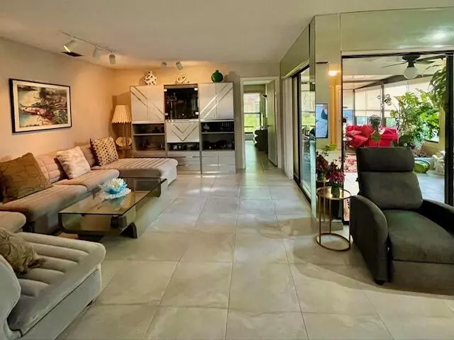 Boynton Beach, FL 33437,5975 Forest Grove 3 DR 3