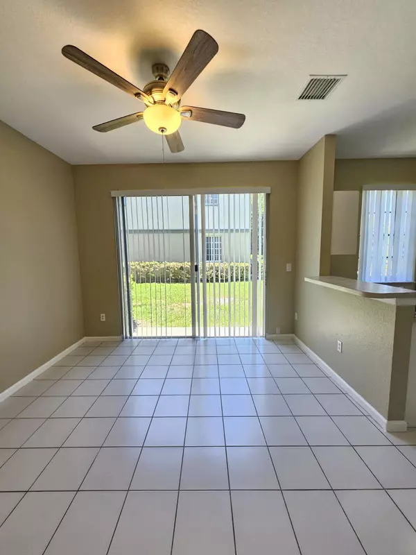 Riviera Beach, FL 33404,963 Abaco LN
