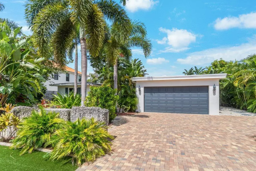 2845 SW 4th ST, Boynton Beach, FL 33435