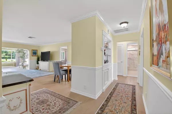 Boynton Beach, FL 33436,4860 S Lake DR