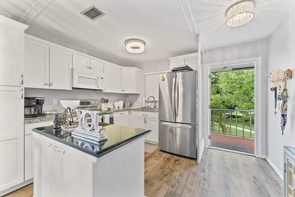 Stuart, FL 34996,2600 SE Ocean BLVD Ff14