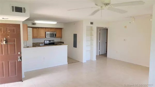 Port Saint Lucie, FL 34986,261 SW Palm DR 108