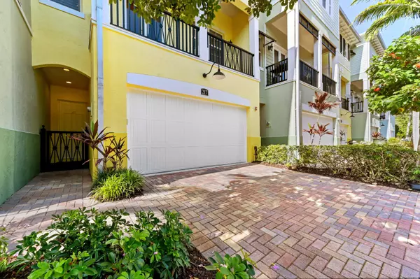 Delray Beach, FL 33483,217 N Latitude CIR