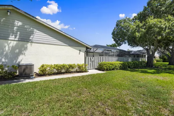 Fort Pierce, FL 34950,1563 Pheasant WALK C