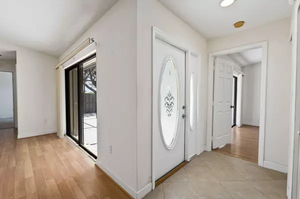 Fort Pierce, FL 34950,1563 Pheasant WALK C