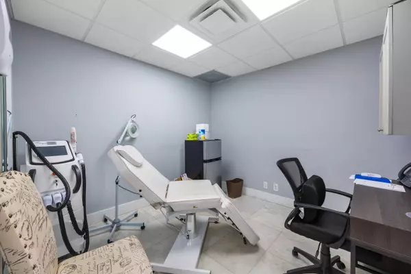 Plantation, FL 33317,150 NW 70th AVE 10