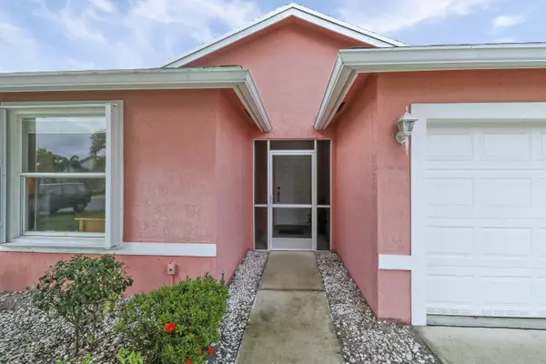 Stuart, FL 34997,2640 SW Marquis TER