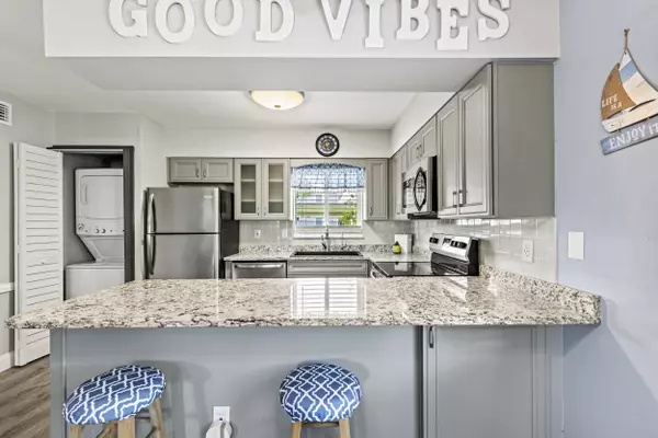 Port Saint Lucie, FL 34952,144 SE Village DR 144