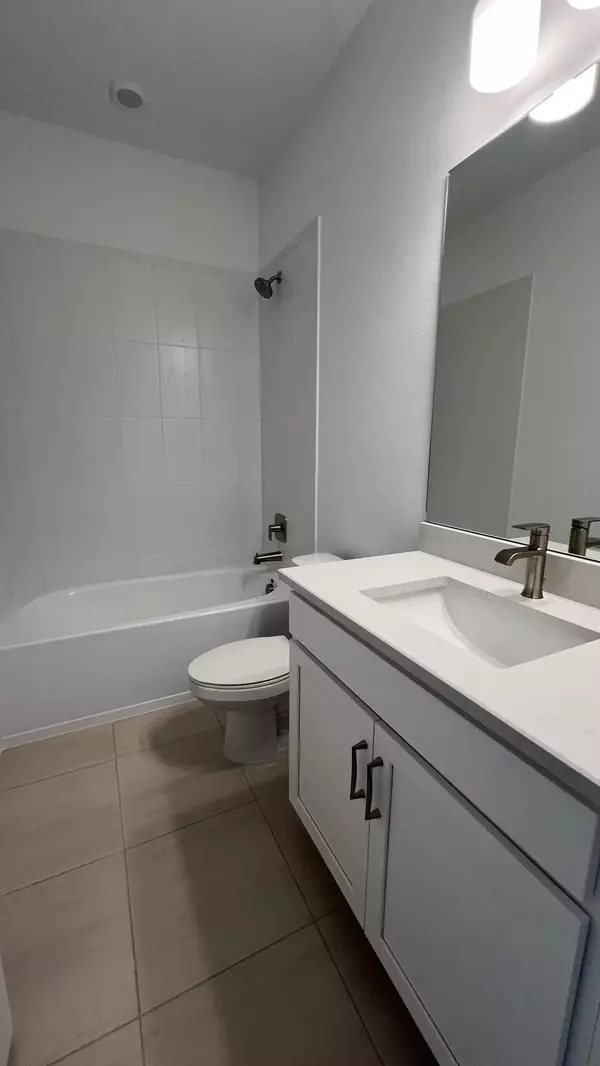 Port Saint Lucie, FL 34984,584 SE Ranch Oak CIR