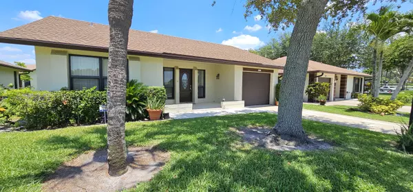 Greenacres, FL 33463,3298 Shadow Wood DR