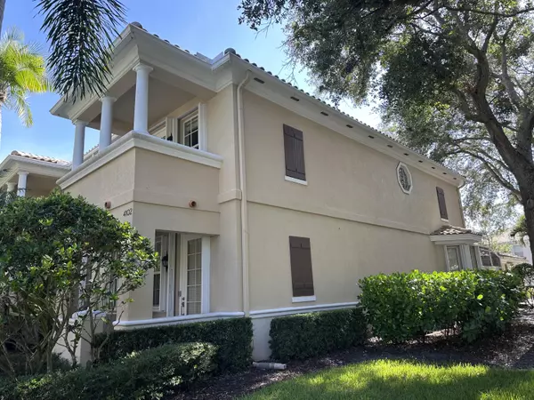 Jupiter, FL 33458,4102 Community DR