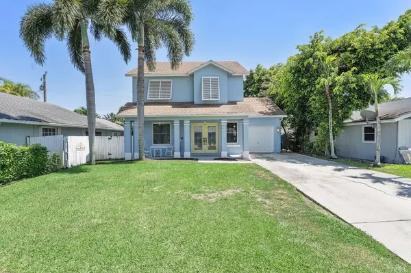 2808 Cambridge RD, Lake Worth, FL 33462