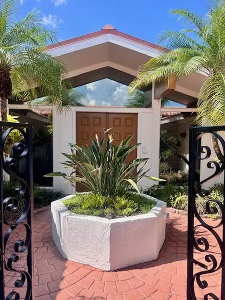 1711 SE Canora RD, Port Saint Lucie, FL 34952