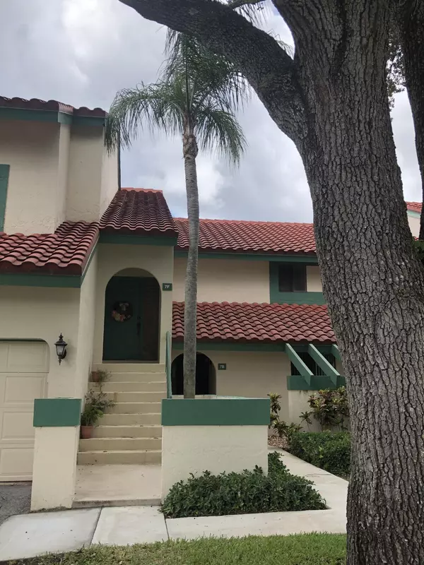 7 Lexington LN, Palm Beach Gardens, FL 33418