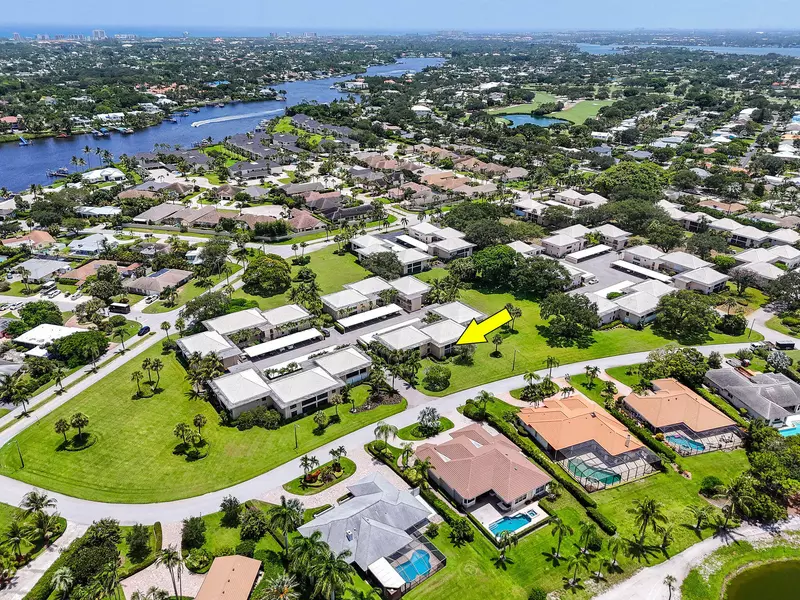 3 SE Turtle Creek DR E, Tequesta, FL 33469