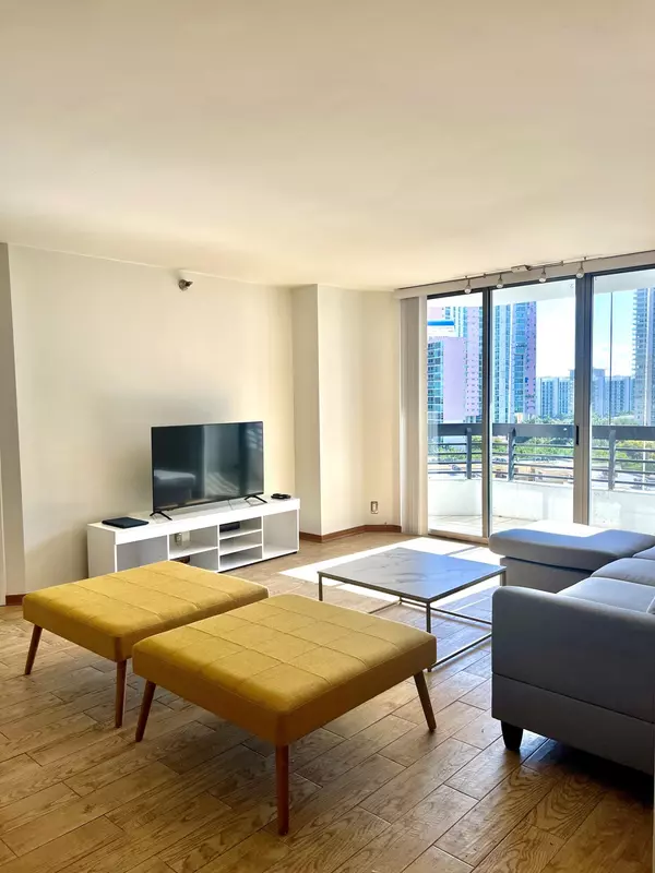 Aventura, FL 33180,3400 NE 192 ST 1102